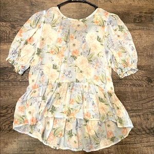 Floral print woven puff sleeve top
